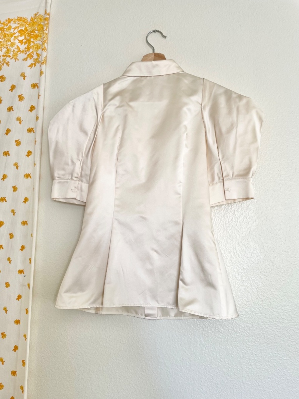 Prada Ivory Silk Puffy Sleeve Blouse Made in Italy - Picture 9 of 13
